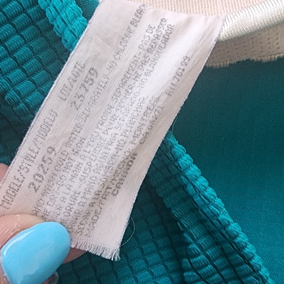 90s full piece, full coverage, scoop back turquoise bathing suit. Sz. Med-Lrg - Picture 5 of 5